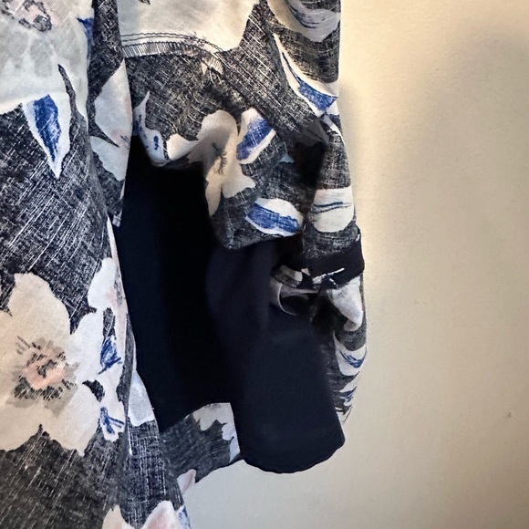 Banana Republic Size 4 Navy Floral Midi Dress - Picture 4 of 6